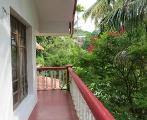 Maison Casero Home Stay - Image 5