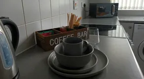 2 bed apartment - Image 2