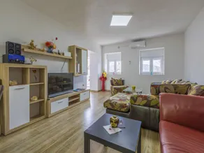 Familienfreundliches wunderschönes Ferienhaus mit Terrasse, Grill und Sauna | Bergblick | Haustierfreundlich - Image 4
