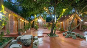 TAM FAMILY HOMESTAY and RESTAURANT - Image 2