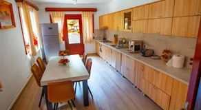 Casa Cheile Dâmbovicioarei - Cabana 2 - Image 4