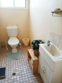 A202 Twinbeds room rental  share house - Image 5