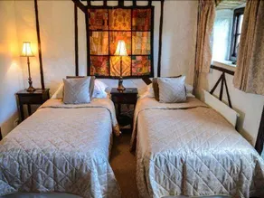 Thames Head Inn - Image 2