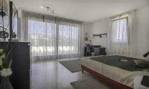 Great penthouse near beach - Image 5