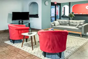 Quality Inn - Image 5