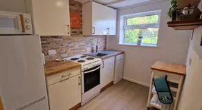 Cottage - Image 3