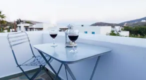 Astarti Apartments - Image 3