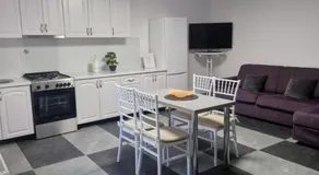Sunny Hill Apartments - Image 5