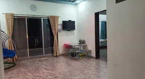 Adviks Home Stay - Image 4