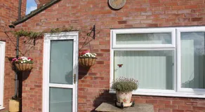 The Garden Room Westcott - Image 5