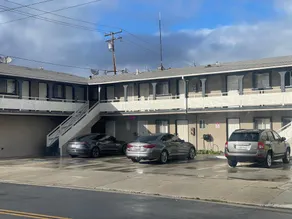 Bob's Motel - Image 3
