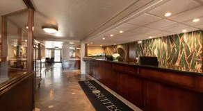 Oxnard Inn Lancaster - Image 4