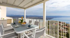 Appartamento totalmente attrezzato con barbecue, piscina e sauna | Vista sull'acqua - Image 3