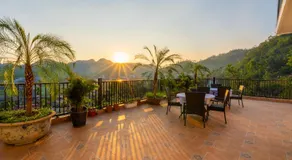Rocky Mountain Homestay Cat Ba - Image 2