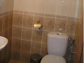 Nenchova Guest House - Image 3