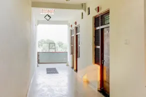 OYO 76423 Ashoka Hotel And Guest House - Image 2