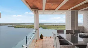 Maroochydore Riverfront Apartment - Image 3
