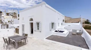 On An Island suites & apartments - Fira - Image 3
