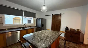 Spacious Apartment with AC and central heating - Image 5