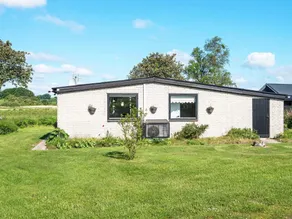 4 person holiday home in Broager-By Traum - Image 4