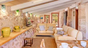Aircondition, romantisk hus med terrasse, spabad og Wi-Fi - Image 3