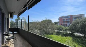 Sea Whisper Apartment in Rafina by ΜΡS - Image 4