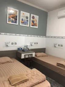 Queen hotel - Image 2