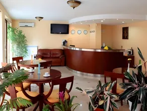 Lucky Hotel - Image 5