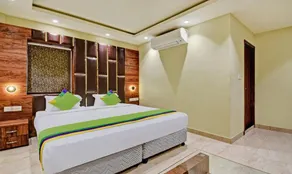 The Hotel Bliss - Image 4