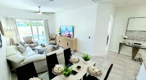 PoshPadz Pool Villa, Hot Tub, Near Beach, Sleeps 6 - Image 3