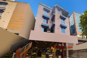 Super Collection O Sixmile Guwahati Formerly Hotel Gangotri - Image 2