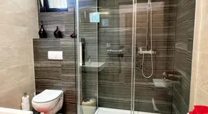 Modern house with heated pool, 20 minutes from the center of Prague - Image 2