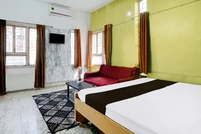 OYO HOME 90068 AMRABATI GUEST ROOMS - Image 2