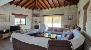 Lasa Valley Villa - Image 2