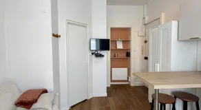 Le Loge, Appartement à la gare - Image 2