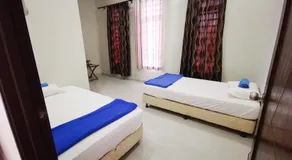 Melur Guesthouse - Image 2