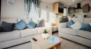 32 Bayview Oceans Edge - Image 2