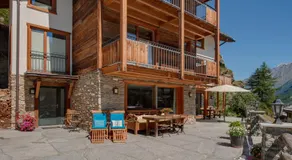 Luxury Chalets & Apartments by MX Zermatt - Image 2
