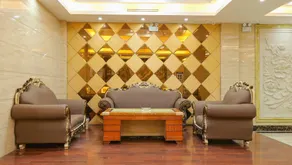Platinum Hotel - Image 5