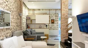 Blue Domino Luxury City Villa Patras - Image 2