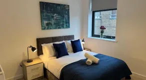 Well-Located 2-Bed Flat, Old Town - Image 4