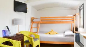 Ryan's Shepherd Hut - Uk43565 - Image 2
