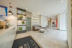 7 Days Premium (Guiyang Qianlingshan Park Gaicha Road Metro Station Store) - Image 3