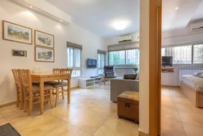 Colony Suites- Hananya St. - Image 2