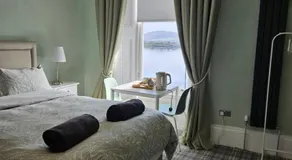 The Old Bank bed & breakfast - Image 2
