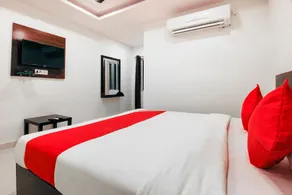 OYO 69411 Hotel Mega MAK International - Image 2