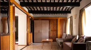 Shaligram Hotel - Image 2