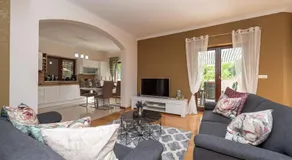 Zen Luxury Apartments - Image 2