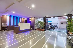 Hotel Crown - Image 3