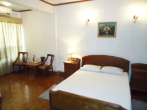 Hotel Sapphire - Image 4